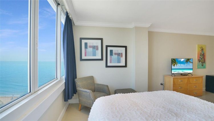 Ocean Manor #1015 image #25