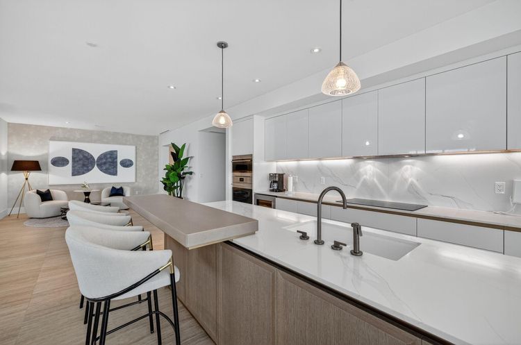 Four Seasons Private Residences #1902 image #29