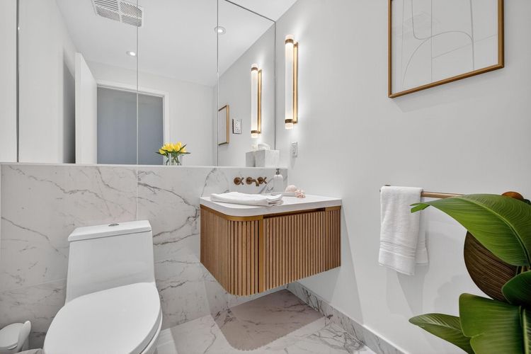 Four Seasons Private Residences #1902 image #42