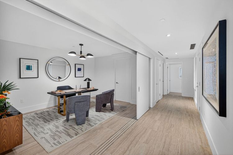 Four Seasons Private Residences #1902 image #43