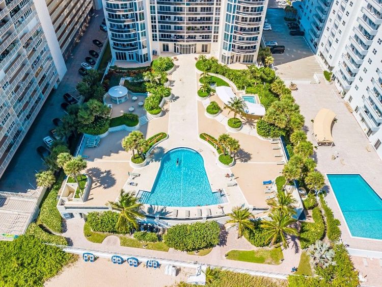 L'Ambiance #1905 image #29