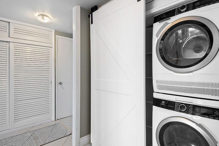 Royal Ambassador #1612 image #17