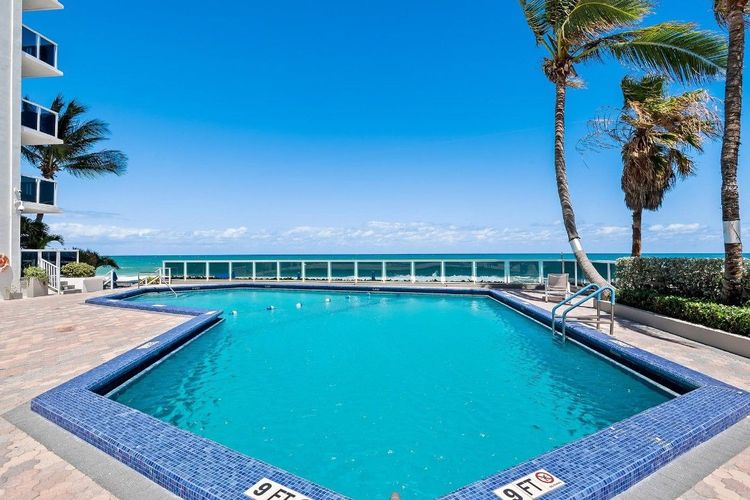 Royal Ambassador #1612 image #31