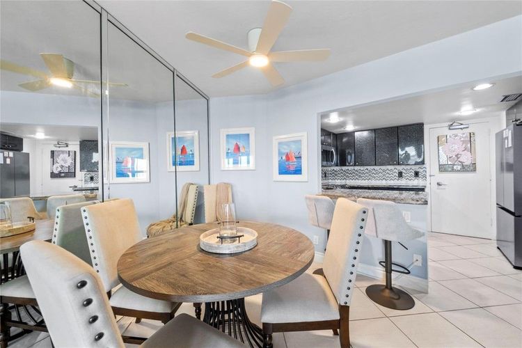 Royal Ambassador #1612 image #9