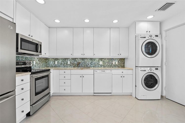 The Galleon #1805 image #7