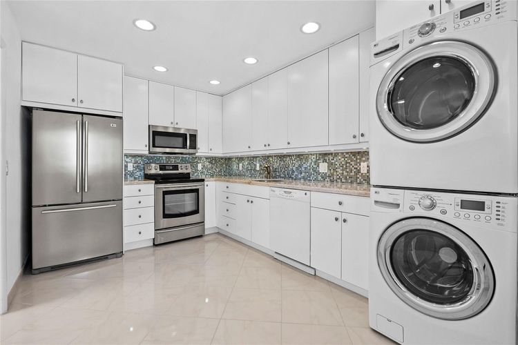 The Galleon #1805 image #8