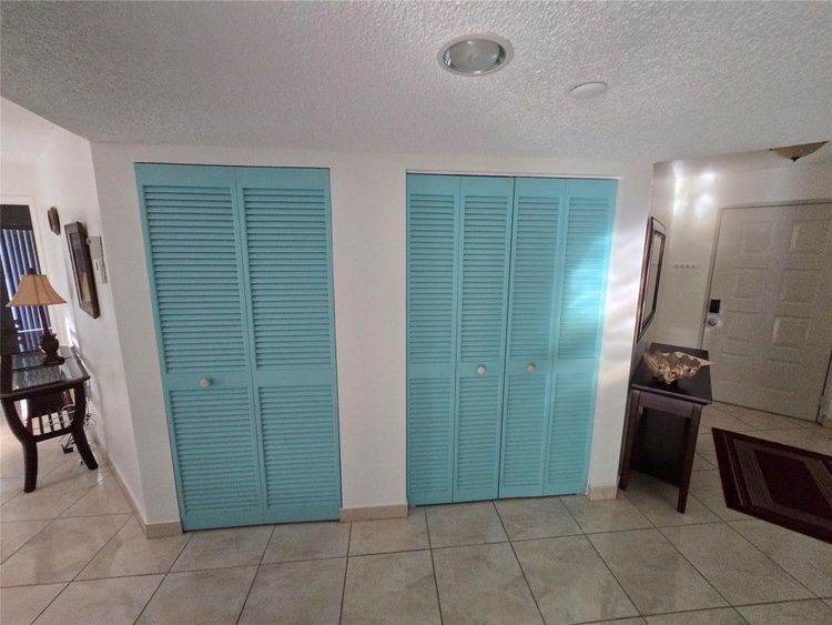 Le Frontenac #301 image #20