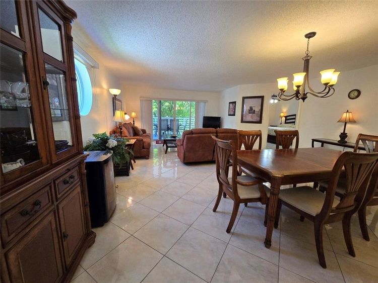 Le Frontenac #301 image #29