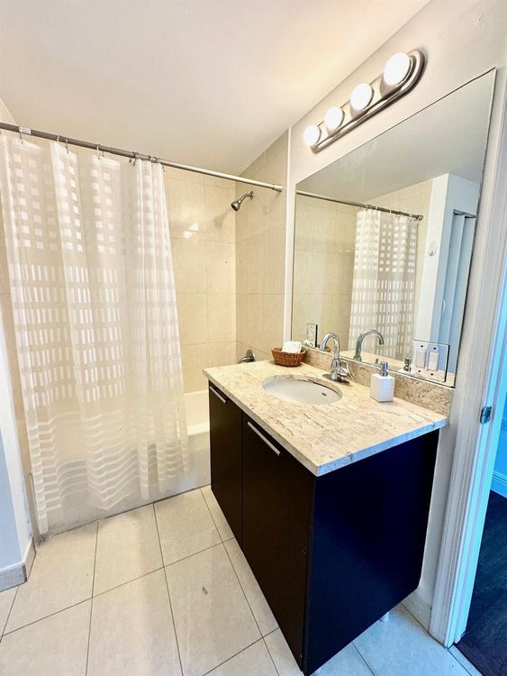 Platinum #1701 image #17