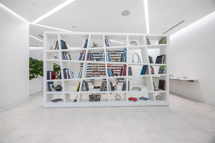 Baltus House #1101 image #24