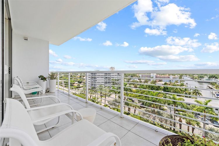 Sapphire Condo #701S image #10