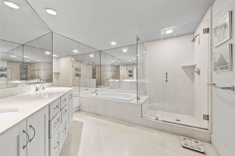 Sapphire Condo #701S image #23