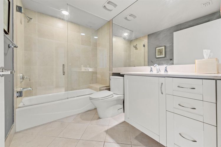 Sapphire Condo #701S image #26