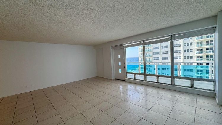 Commodore #708 image #26