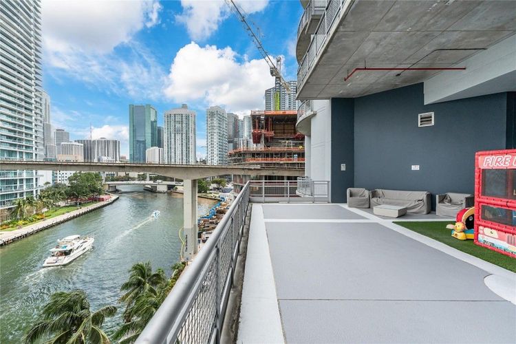 Neo Vertika #2021 image #17