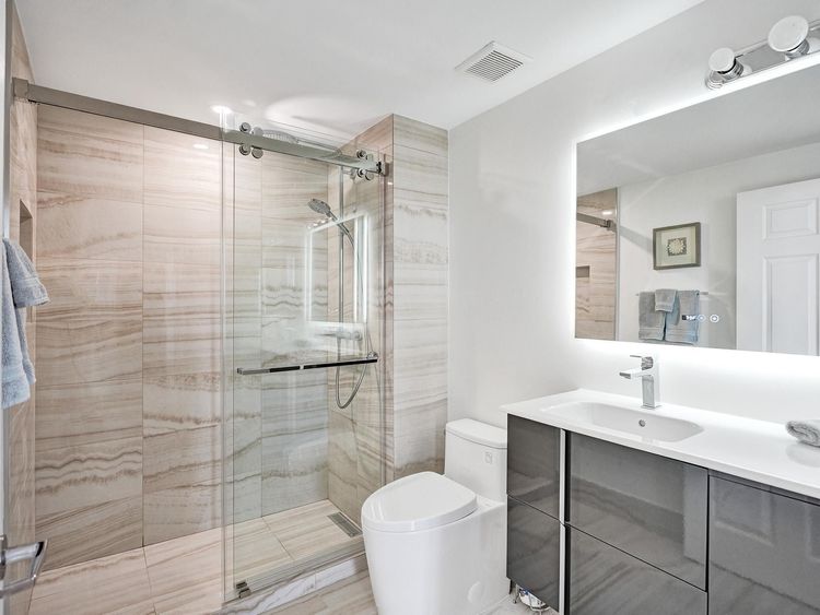 L'Hermitage South Tower #808 image #24