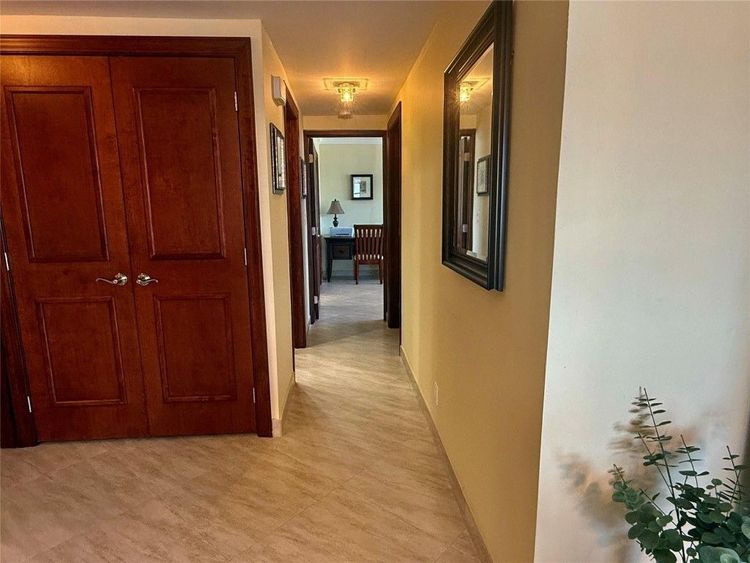 Coral Ridge Towers East #1122 image #15