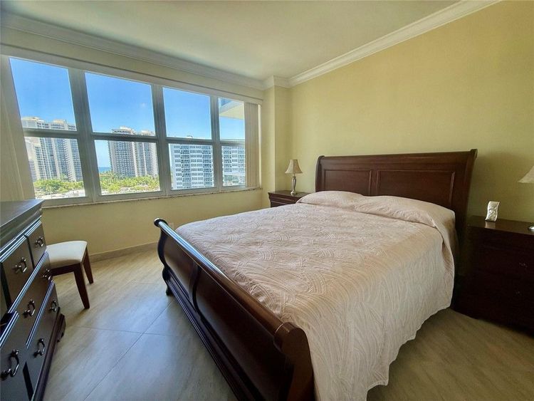 Coral Ridge Towers East #1122 image #26