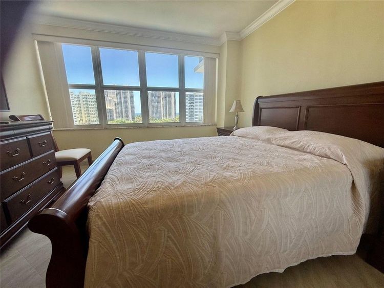 Coral Ridge Towers East #1122 image #27