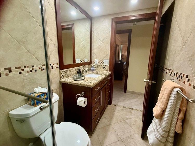 Coral Ridge Towers East #1122 image #33