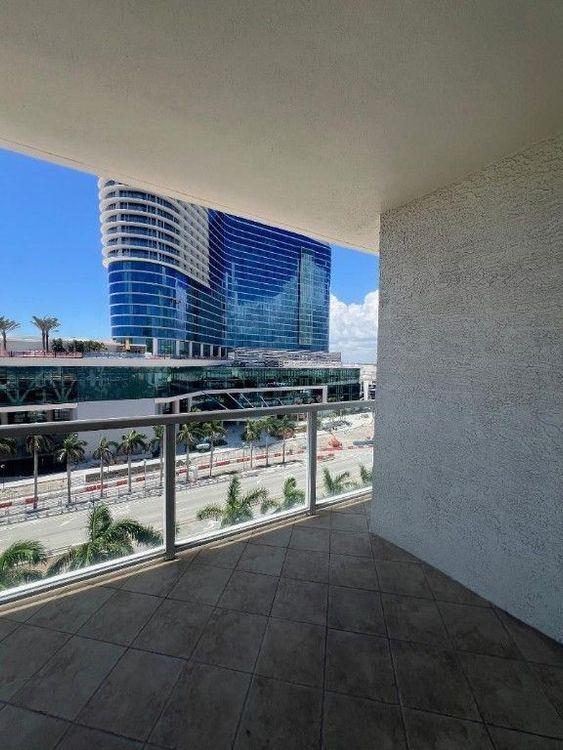 The Port #910 image #15