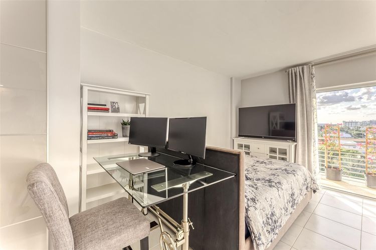 Lauderdale Tower #7D image #15