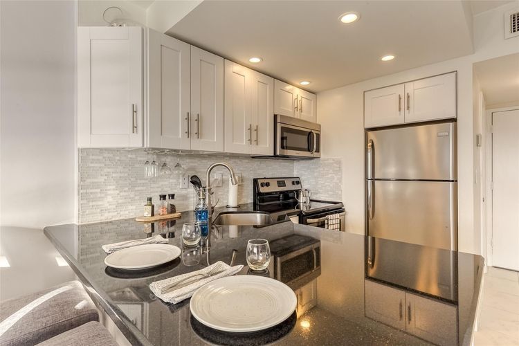 Lauderdale Tower #7D image #17