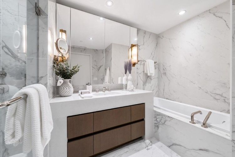 Four Seasons Private Residences #803 image #30