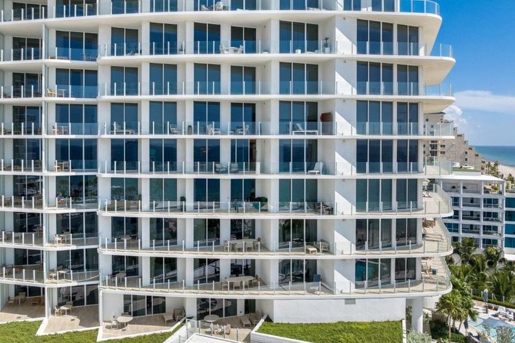 Four Seasons Private Residences #803 image #57