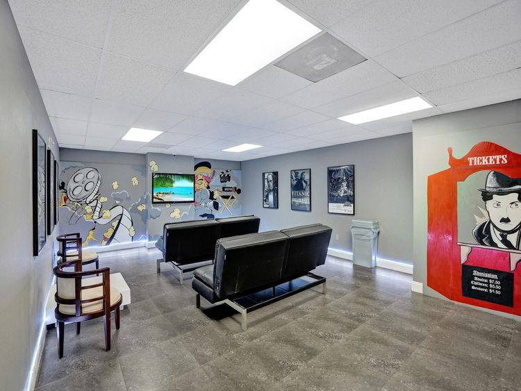 200 Leslie Condo #723 image #42