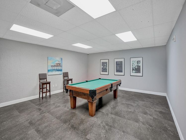 200 Leslie Condo #723 image #45