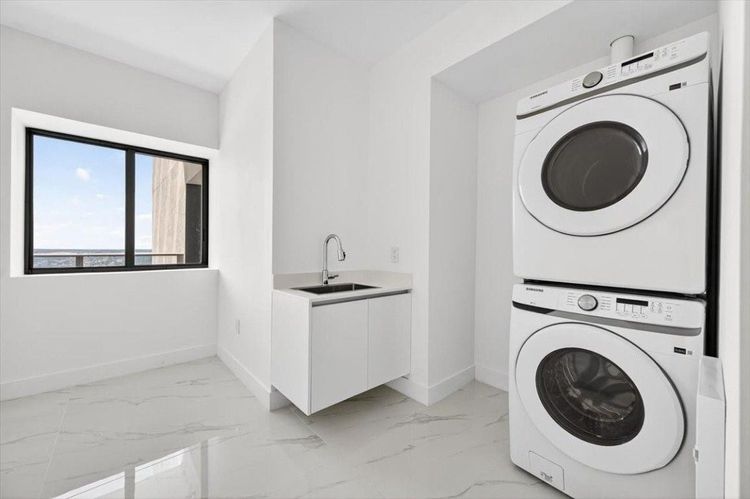 Aria Reserve South Tower #5202 image #11