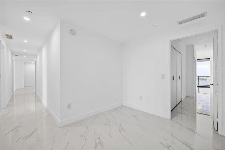 Aria Reserve South Tower #5202 image #16