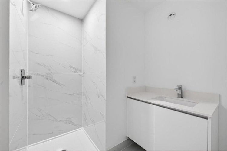 Aria Reserve South Tower #5202 image #18