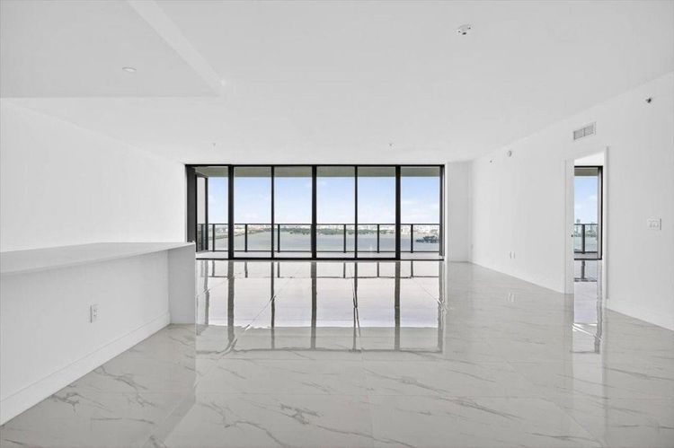 Aria Reserve South Tower #5202 image #47