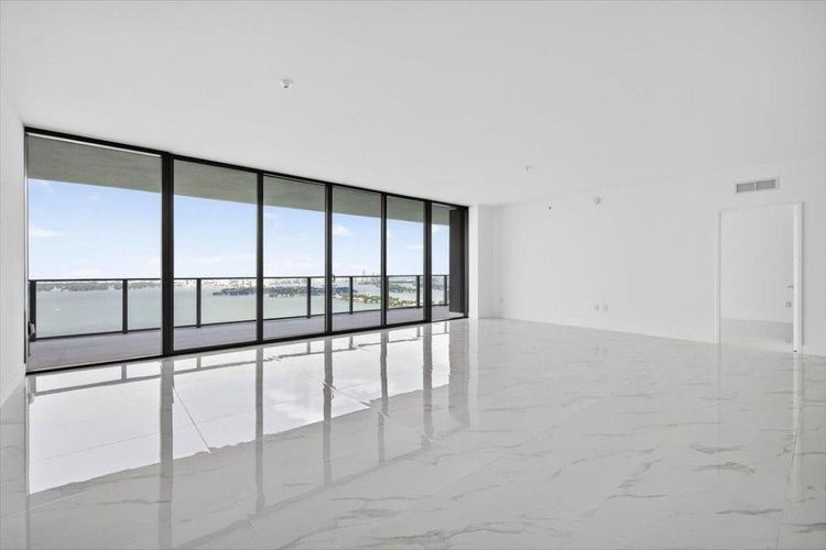 Aria Reserve South Tower #5202 image #48