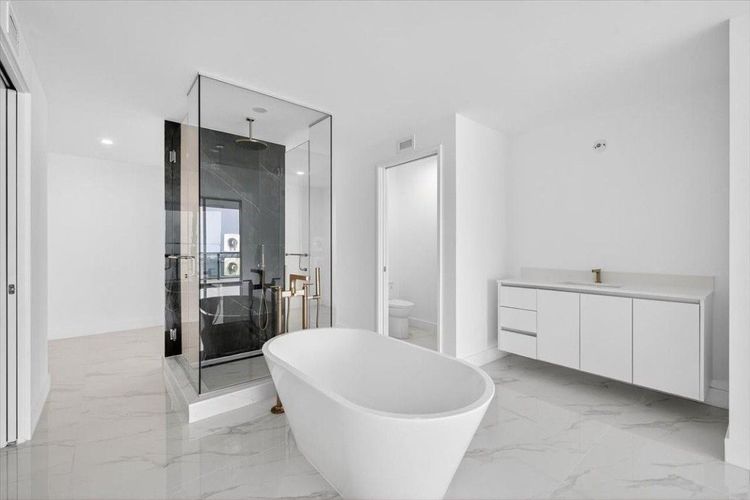 Aria Reserve South Tower #5202 image #6