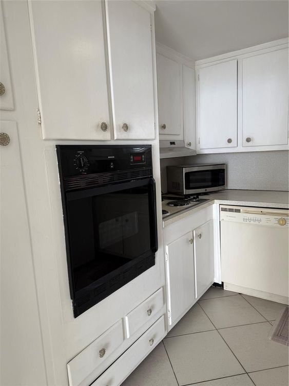 Sea Tower #906 image #6