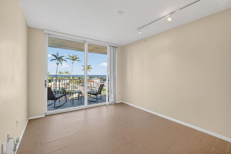 The Tides at Bridgeside Square #819 image #16