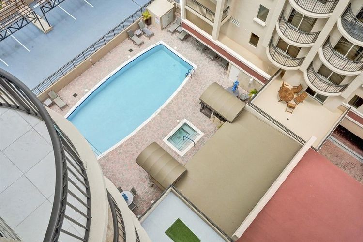 The Vue #1005 image #59