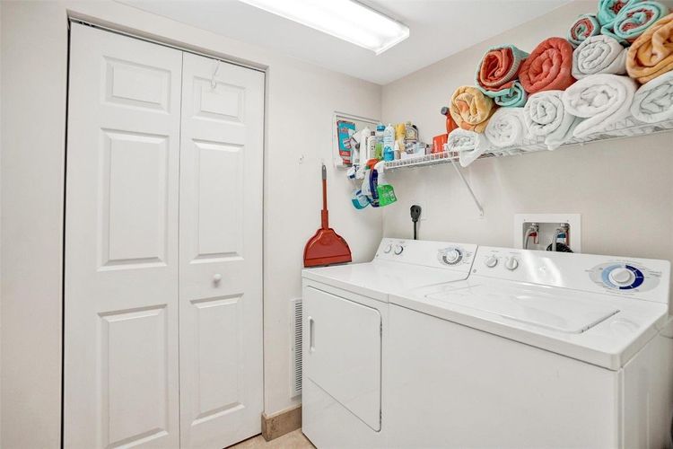 The Vue #1005 image #78