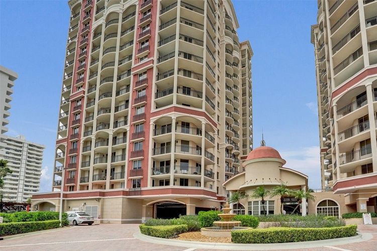 The Vue #1005 image #7