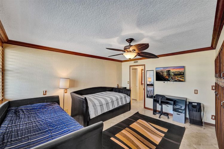 The Corinthian #11c image #16