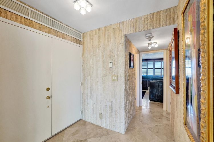 The Corinthian #11c image #37