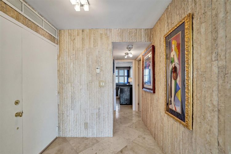 The Corinthian #11c image #38