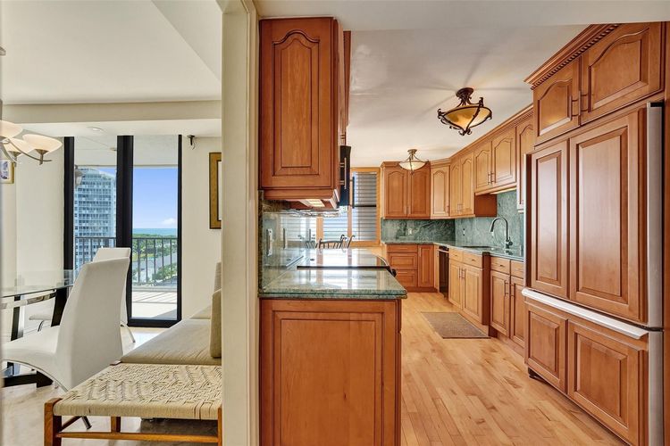 The Corinthian #11c image #39