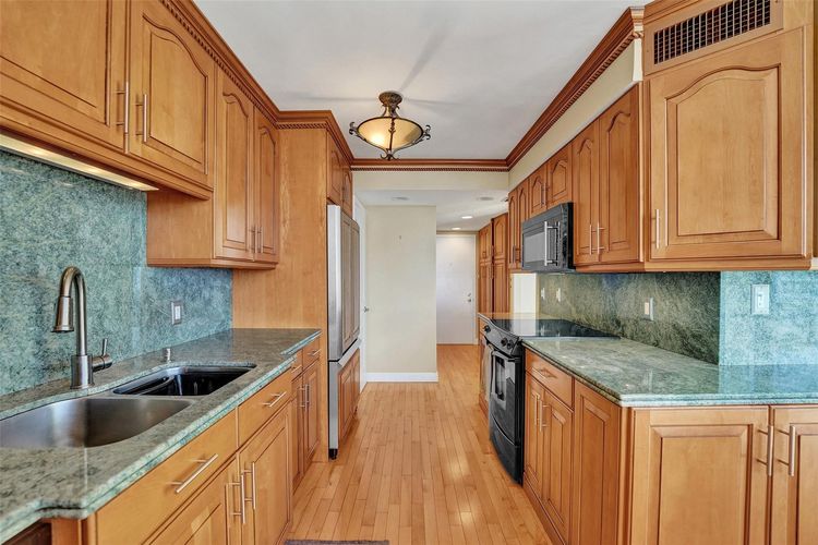 The Corinthian #11c image #44