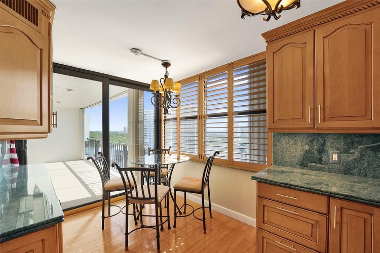 The Corinthian #11c image #47