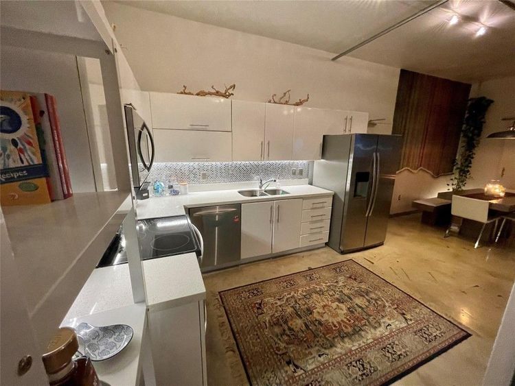 The Yorker #1006 image #25