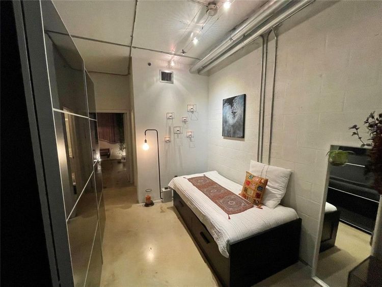 The Yorker #1006 image #39